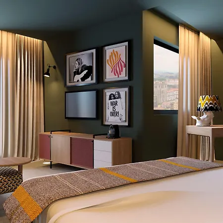 Se Catedral Porto, Tapestry Collection By Hilton
