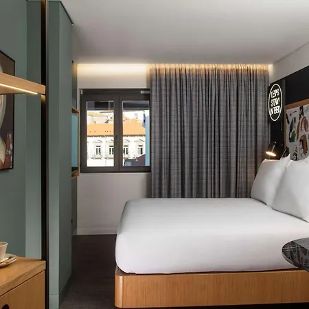 Se Catedral Porto, Tapestry Collection By Hilton Hotell Oporto