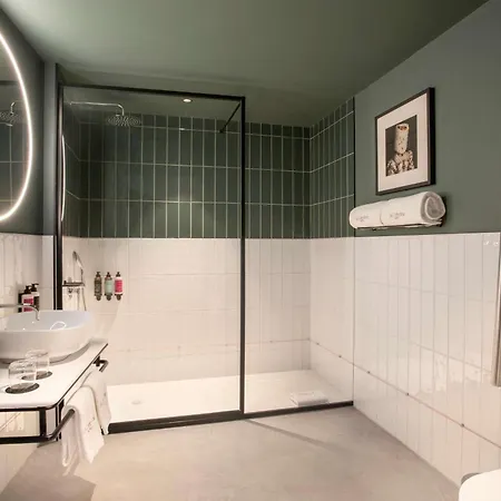 Hotell Se Catedral Porto, Tapestry Collection By Hilton