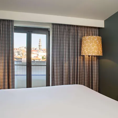 Se Catedral Porto, Tapestry Collection By Hilton Hotell 4*