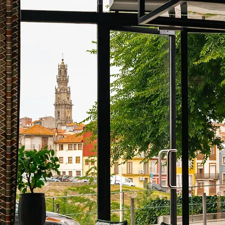 Se Catedral Porto, Tapestry Collection By Hilton Hotell