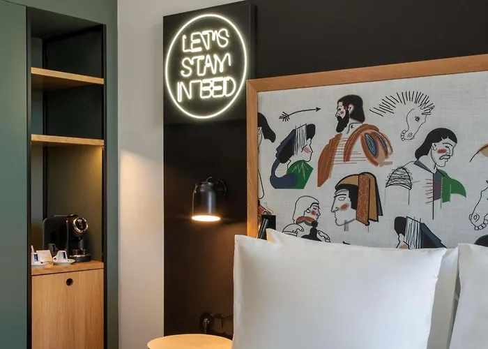 Se Catedral Porto, Tapestry Collection By Hilton Porto