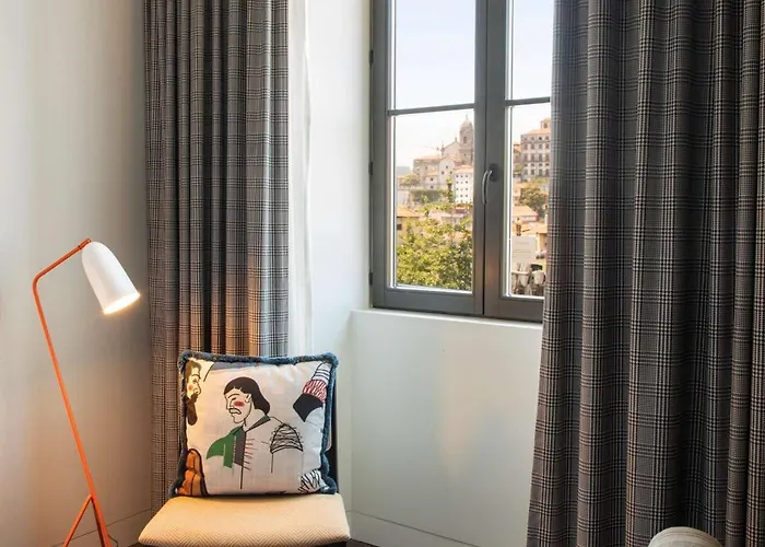Se Catedral Porto, Tapestry Collection By Hilton