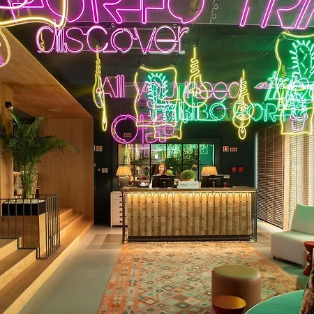 Se Catedral Porto, Tapestry Collection By Hilton Porto