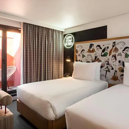 Otel Se Catedral Porto, Tapestry Collection By Hilton