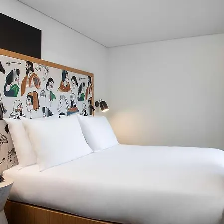 Se Catedral Porto, Tapestry Collection By Hilton Otel Porto