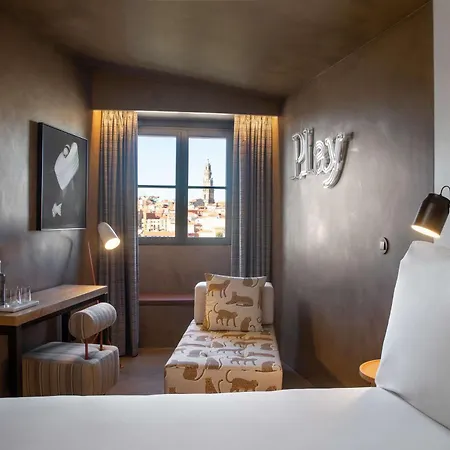 Se Catedral Porto, Tapestry Collection By Hilton Otel 4*