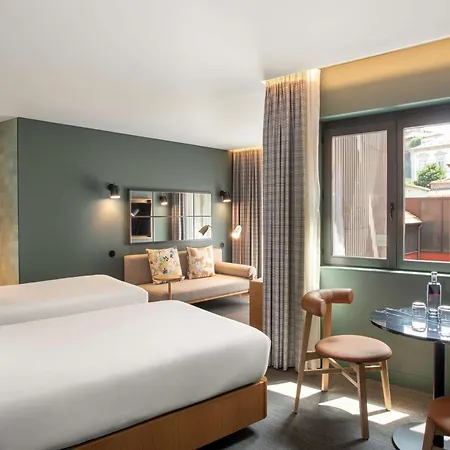 Se Catedral Porto, Tapestry Collection By Hilton 4* Porto