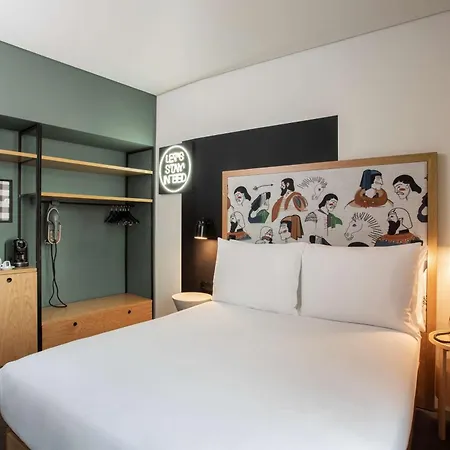 Se Catedral Porto, Tapestry Collection By Hilton Otel 4*