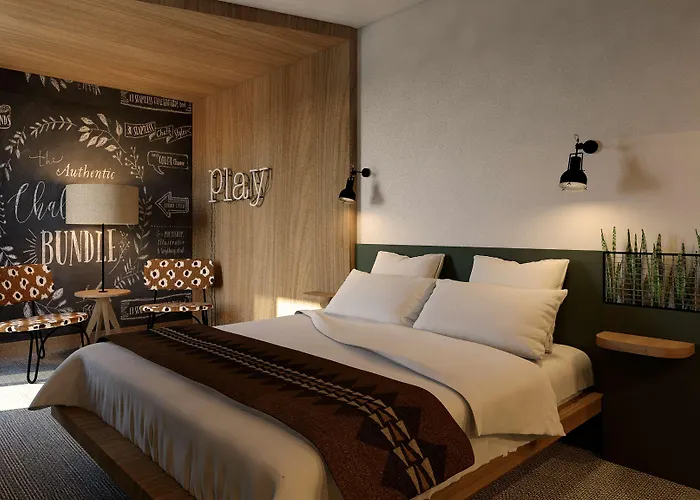 Se Catedral Porto, Tapestry Collection By Hilton 4* Oporto