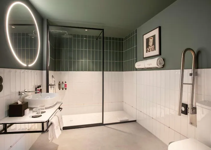 Otel Se Catedral Porto, Tapestry Collection By Hilton