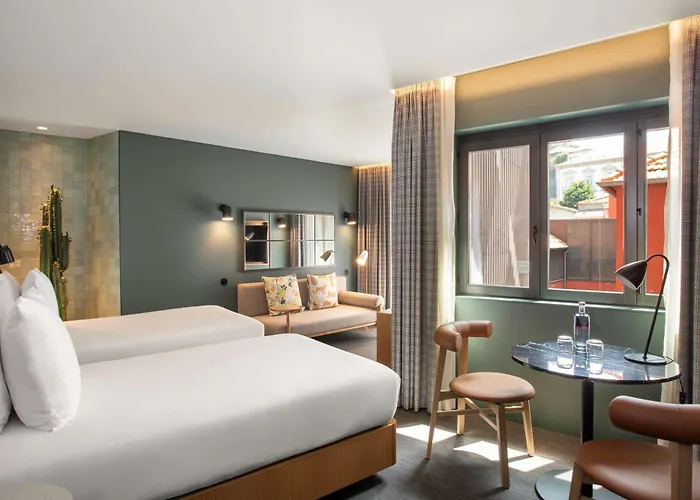 Se Catedral Porto, Tapestry Collection By Hilton 4* Porto