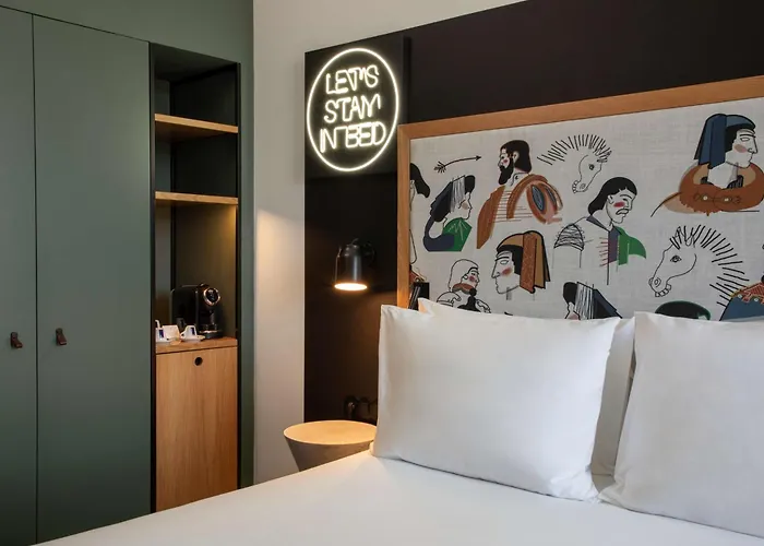 Se Catedral Porto, Tapestry Collection By Hilton Otel Porto