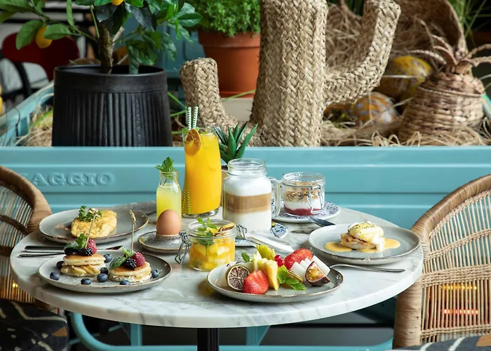 Se Catedral Porto, Tapestry Collection By Hilton 4* Porto